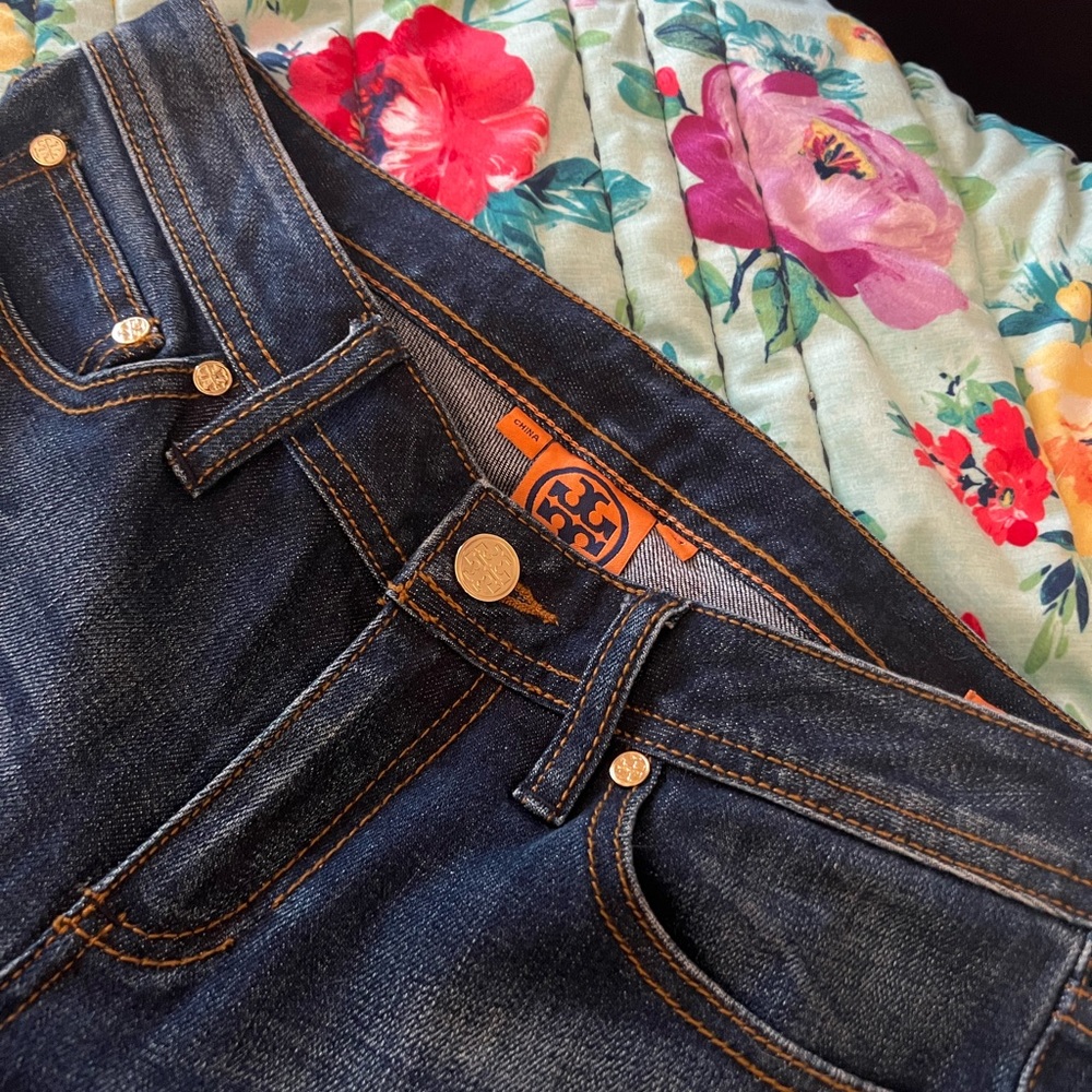 NWOT Tory Burch Classic Jeans - size 27